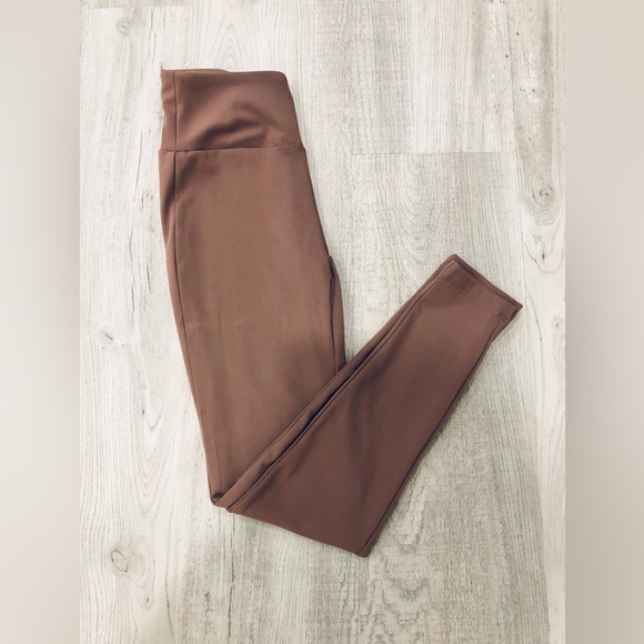 ⭐️Host Pick⭐️ NWOT Stylus 7/8 High Rise Leggings XS - Picture 3 of 8